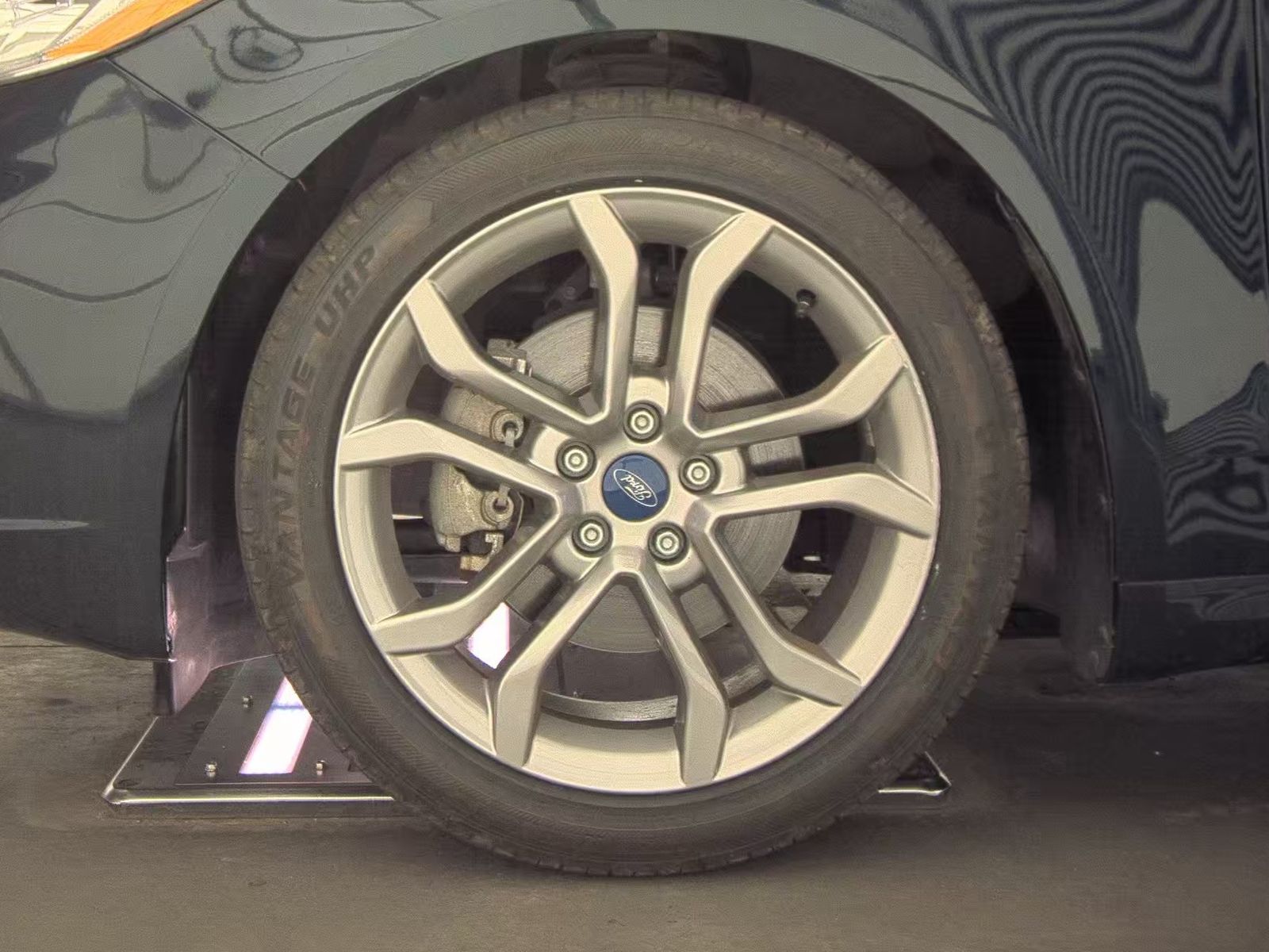 FORD FUSION - 10