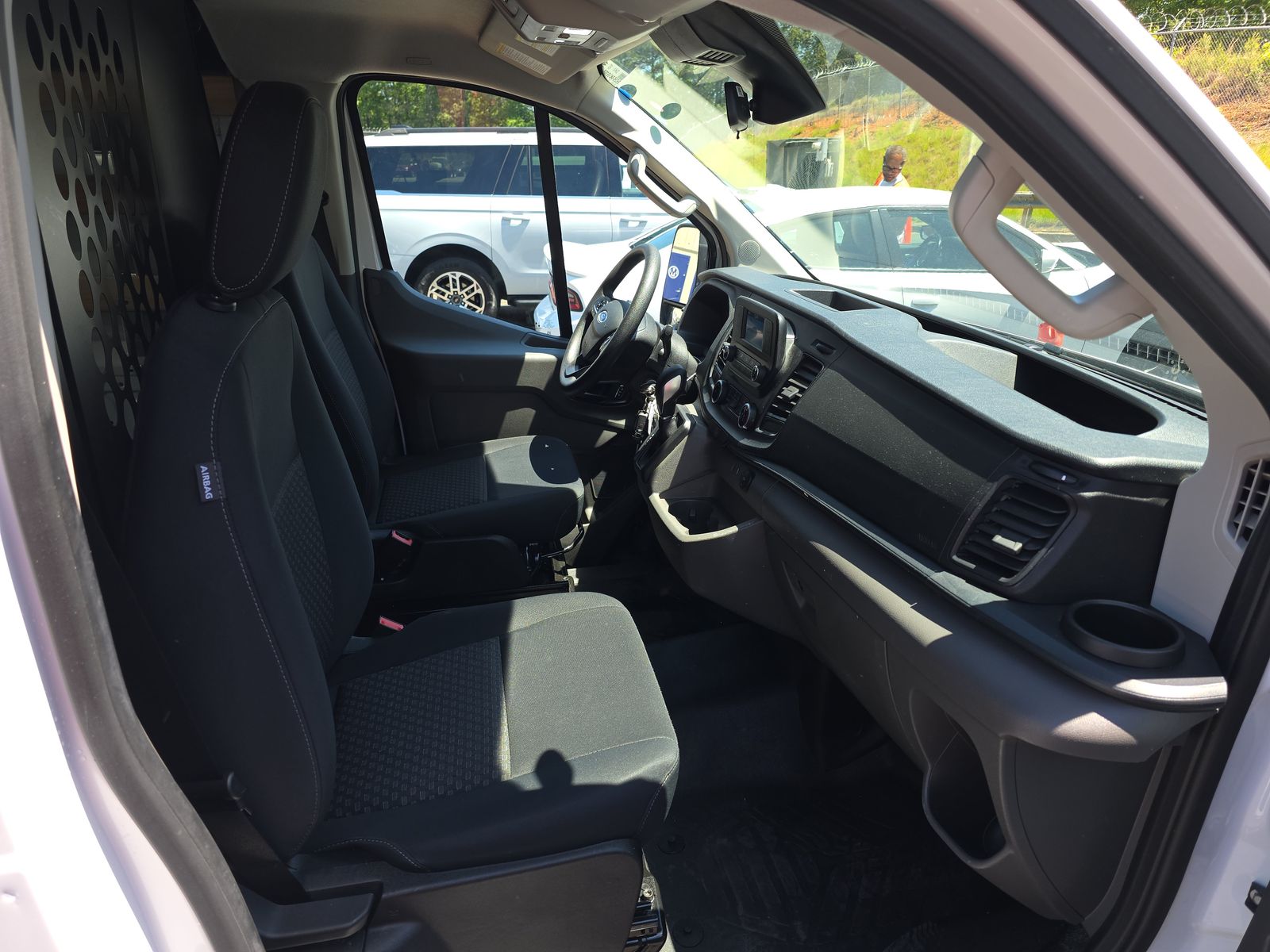FORD TRANSIT 250 - 9