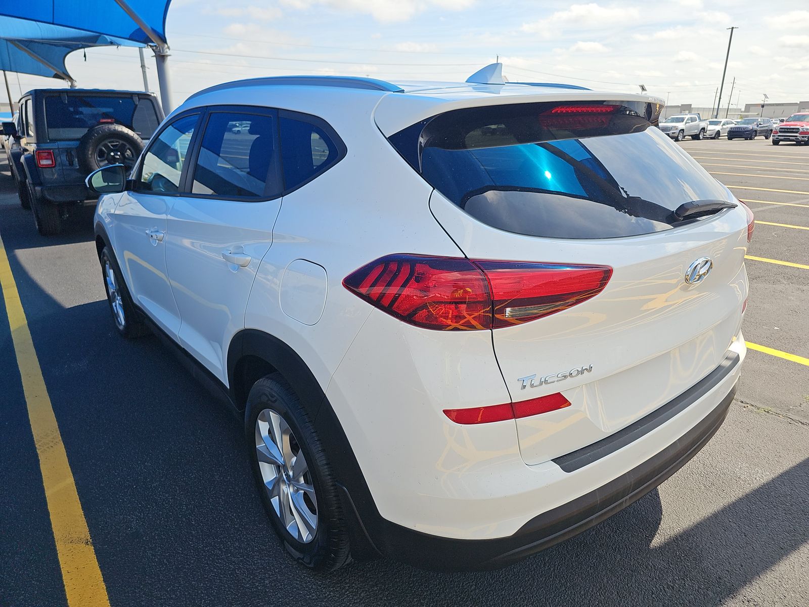 HYUNDAI TUCSON - 7