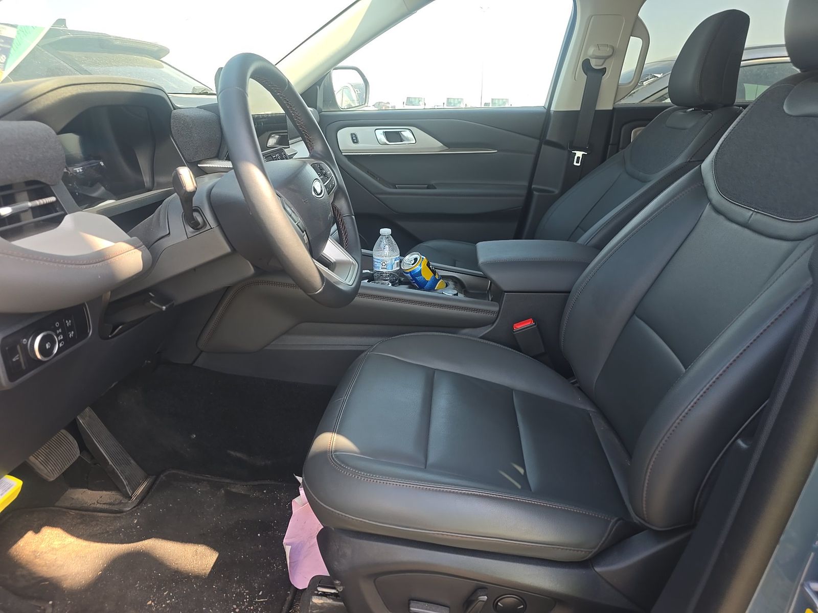 FORD EXPLORER - 8