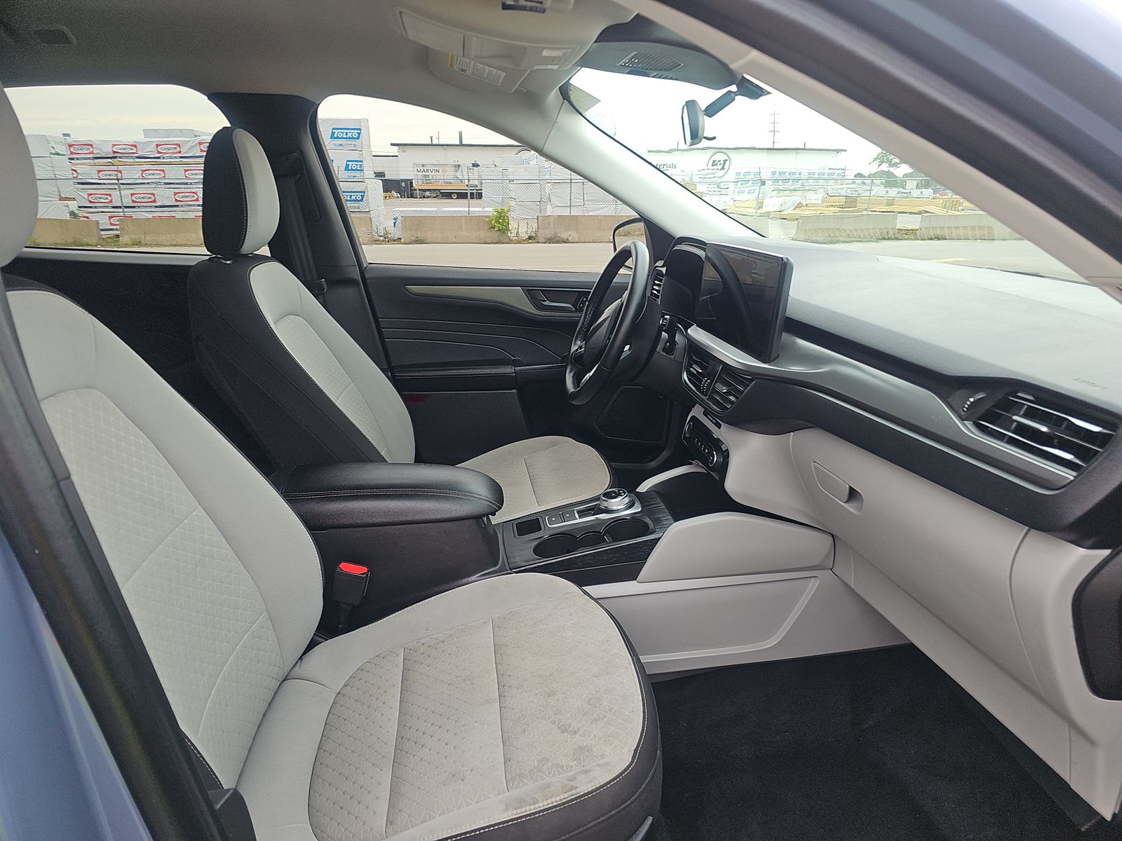 FORD ESCAPE - 9