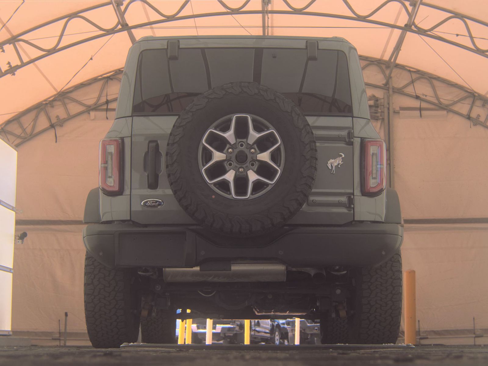 FORD BRONCO - 8