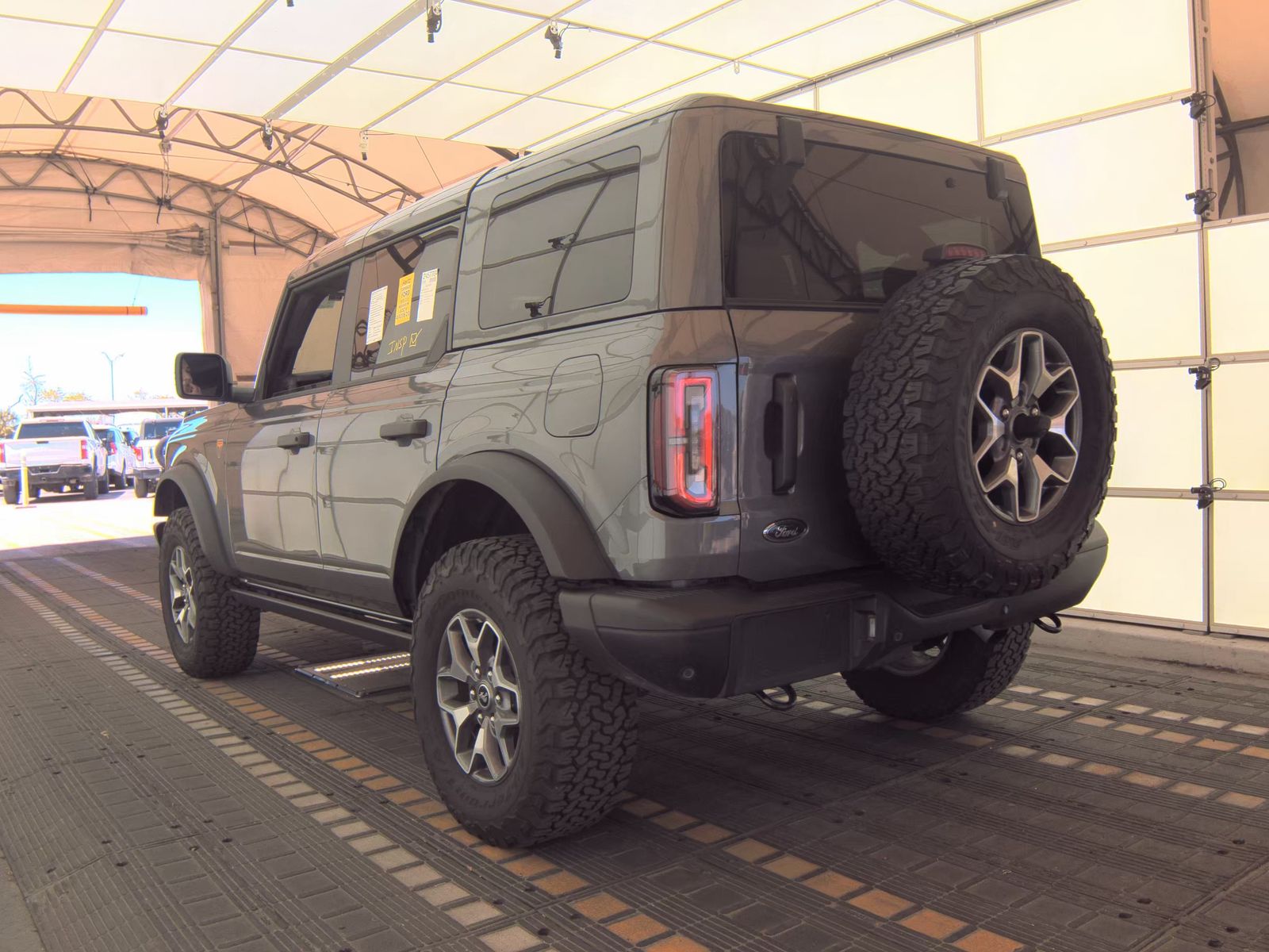 FORD BRONCO - 9