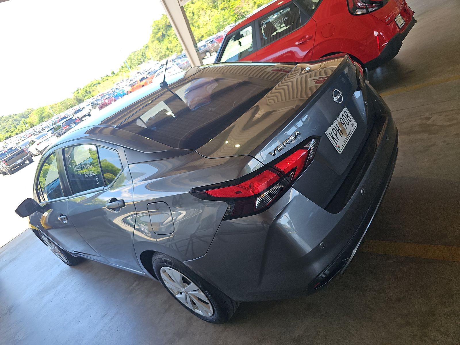 NISSAN VERSA - 7