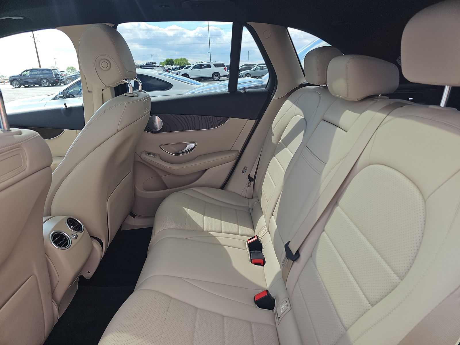 2018 Mercedes-Benz GLC GLC 300 AWD