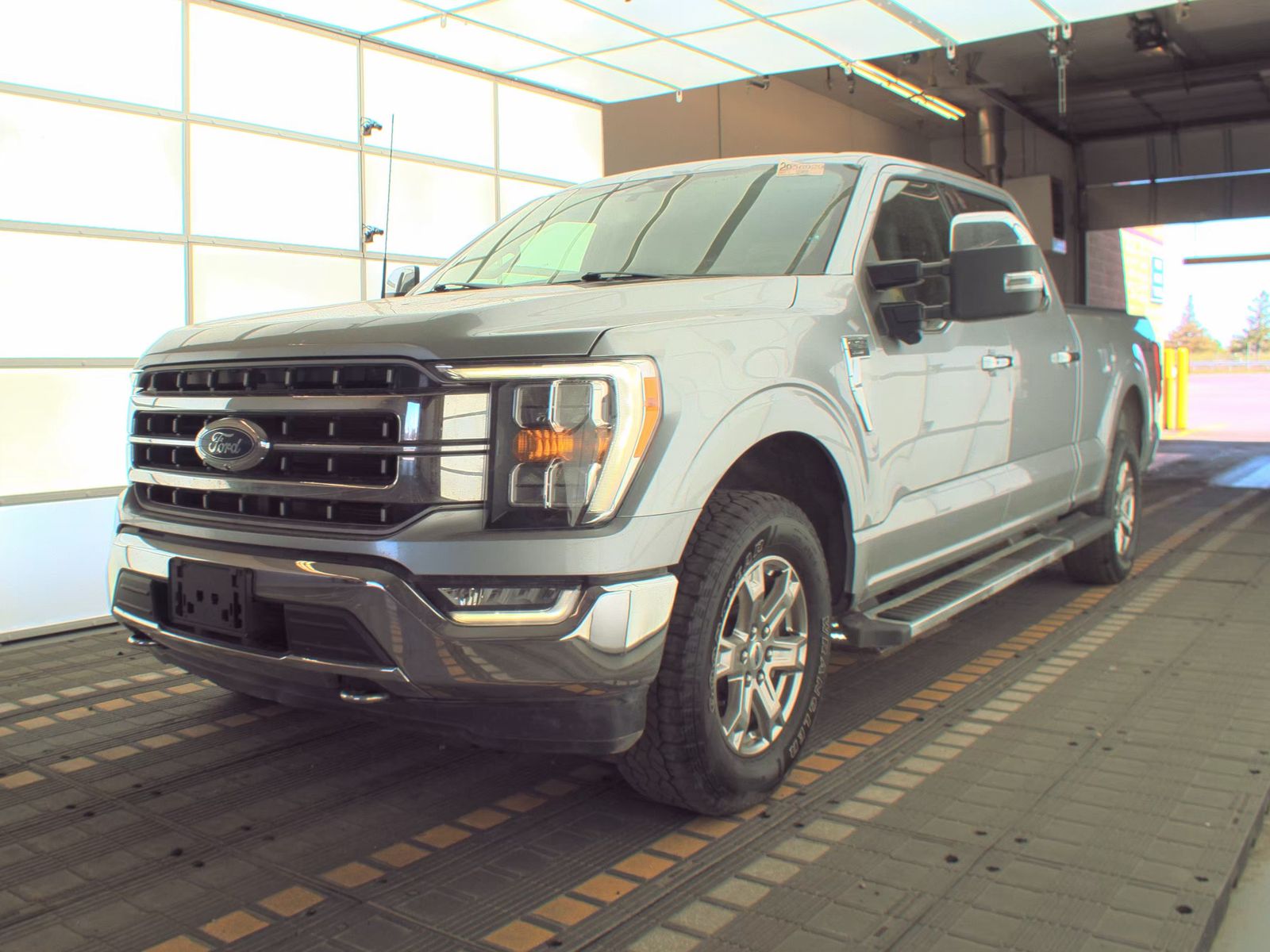 2023 Ford F-150 Lariat AWD