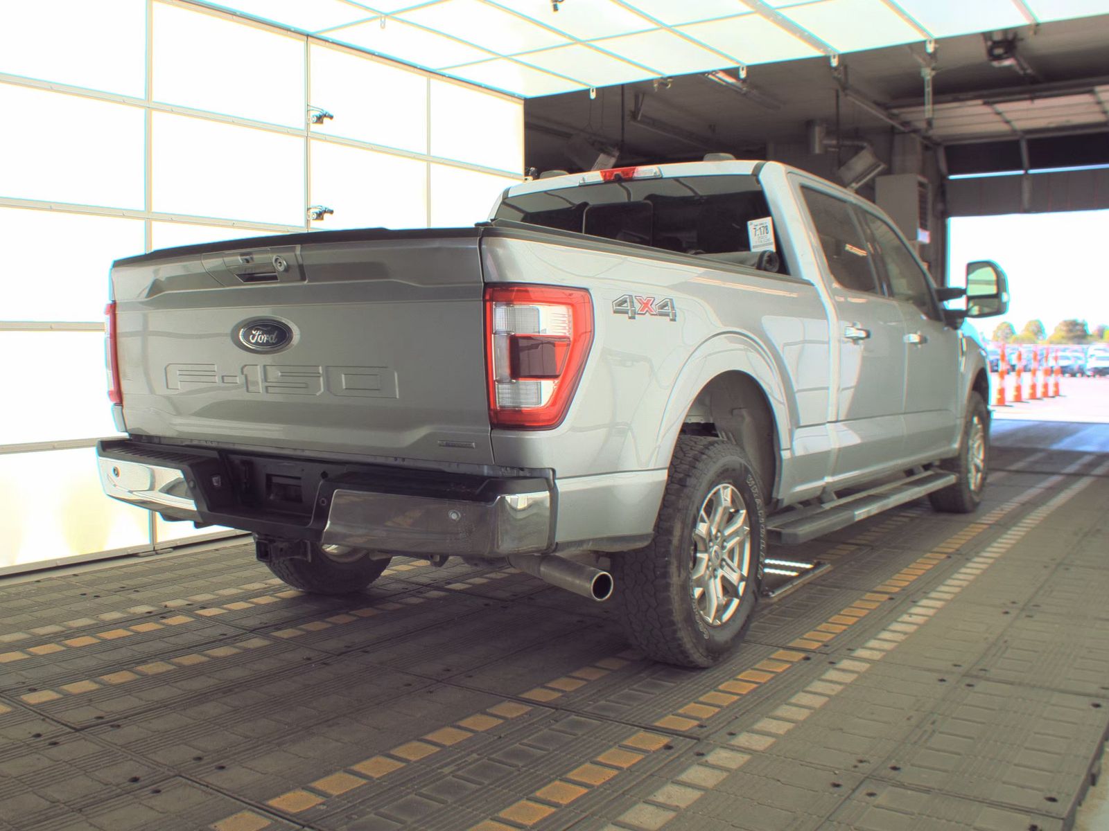 2023 Ford F-150 Lariat AWD