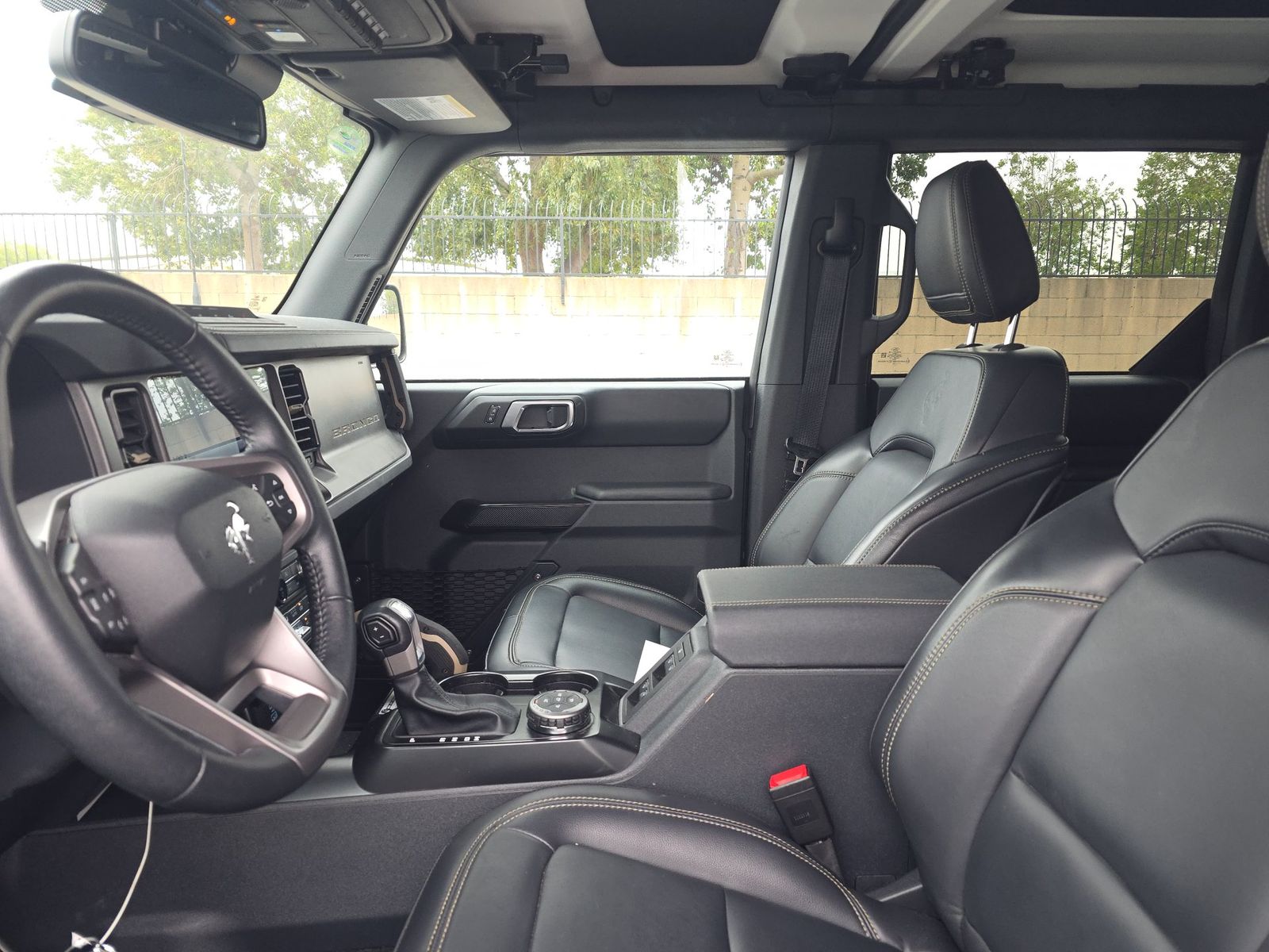 FORD BRONCO - 8