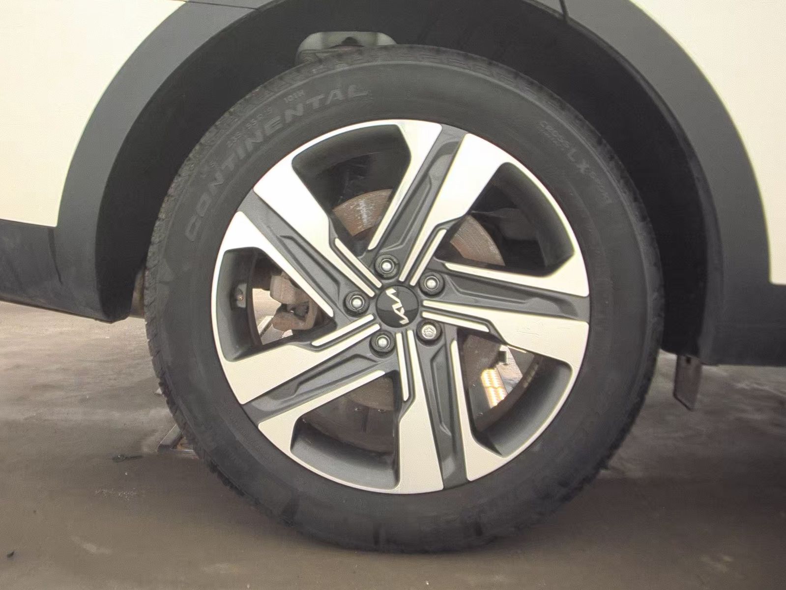 2023 Kia Sorento Hybrid EX AWD