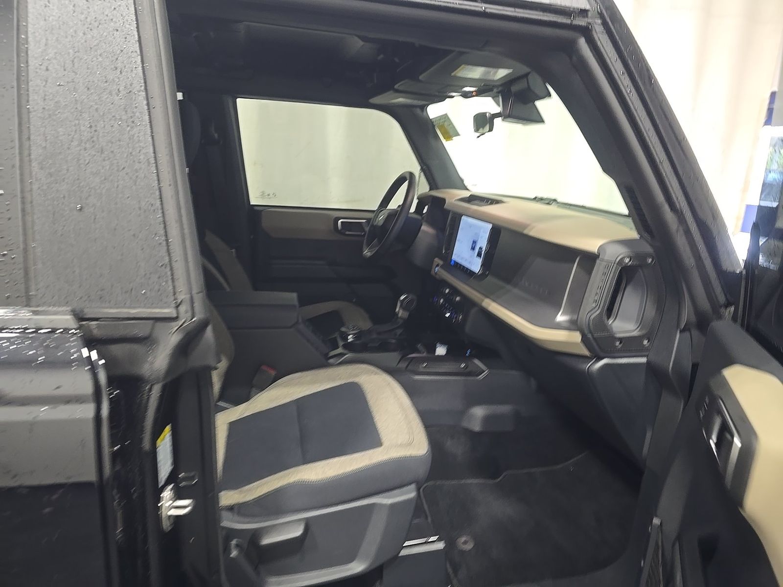 FORD BRONCO - 9