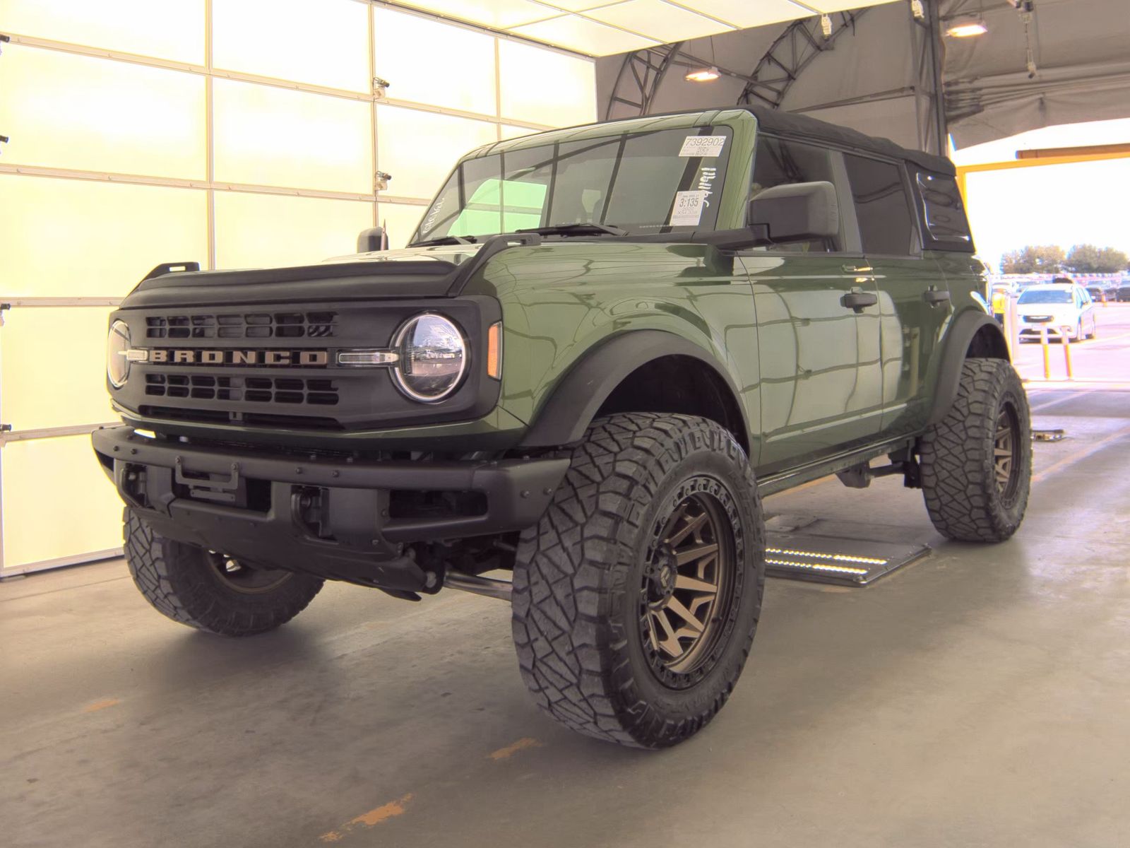 FORD BRONCO - 1