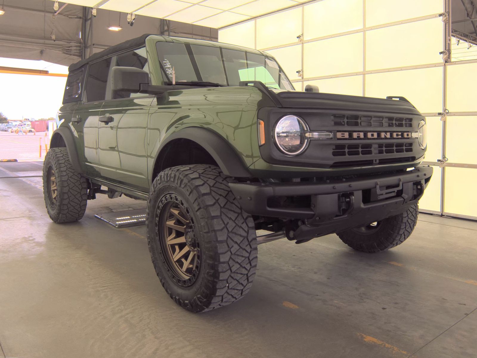FORD BRONCO - 5
