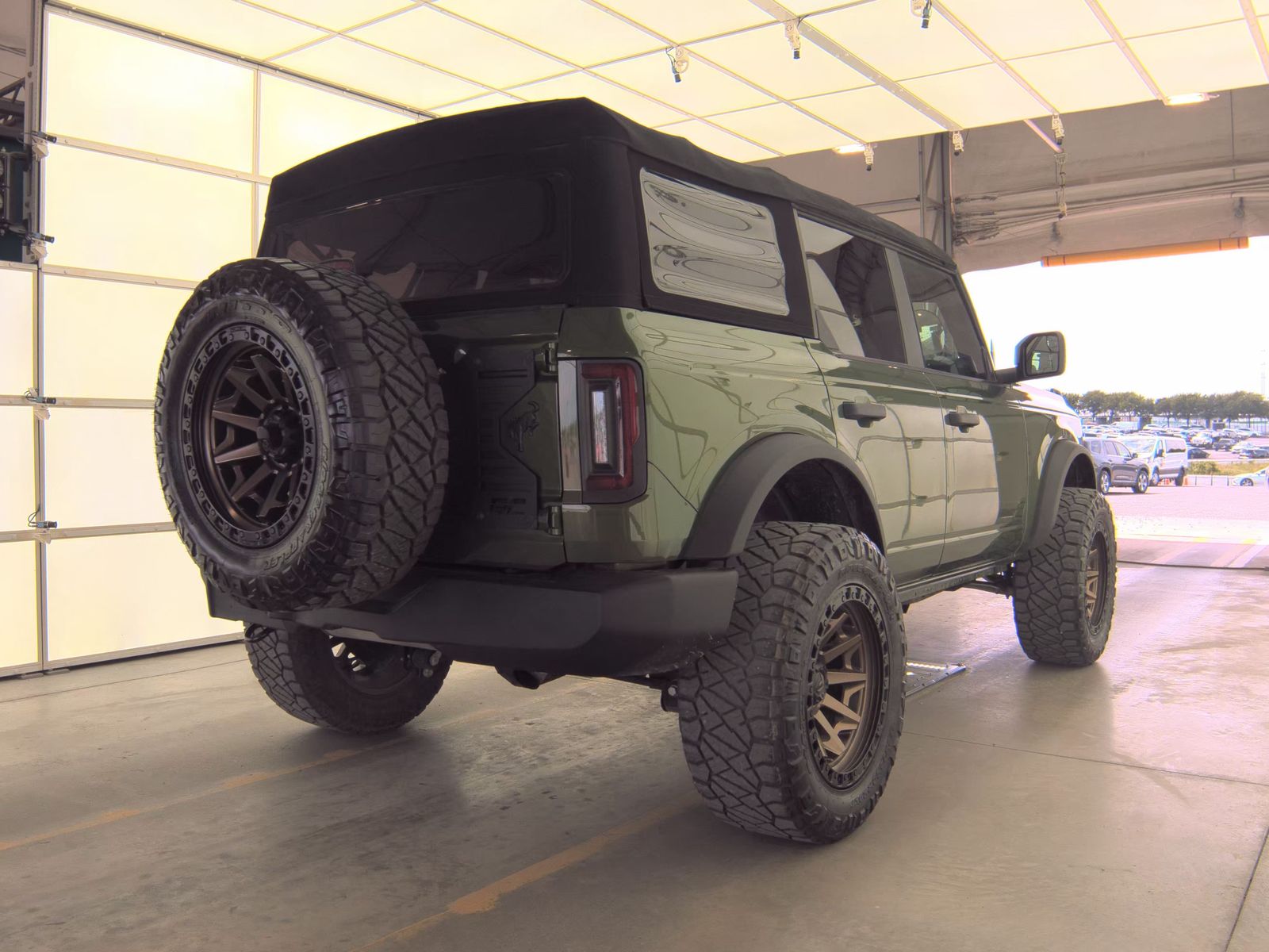 FORD BRONCO - 6