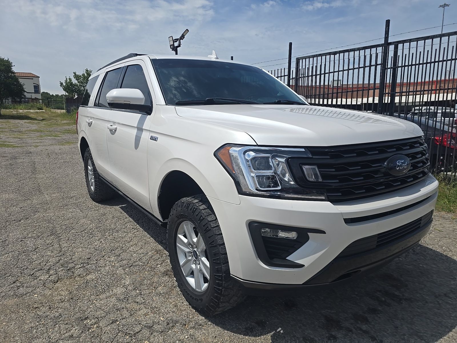 FORD EXPEDITION - 4