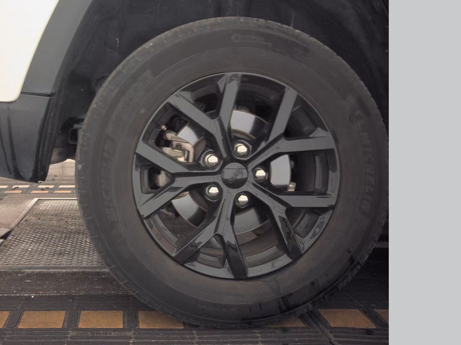 2024 Jeep Grand Cherokee Altitude RWD