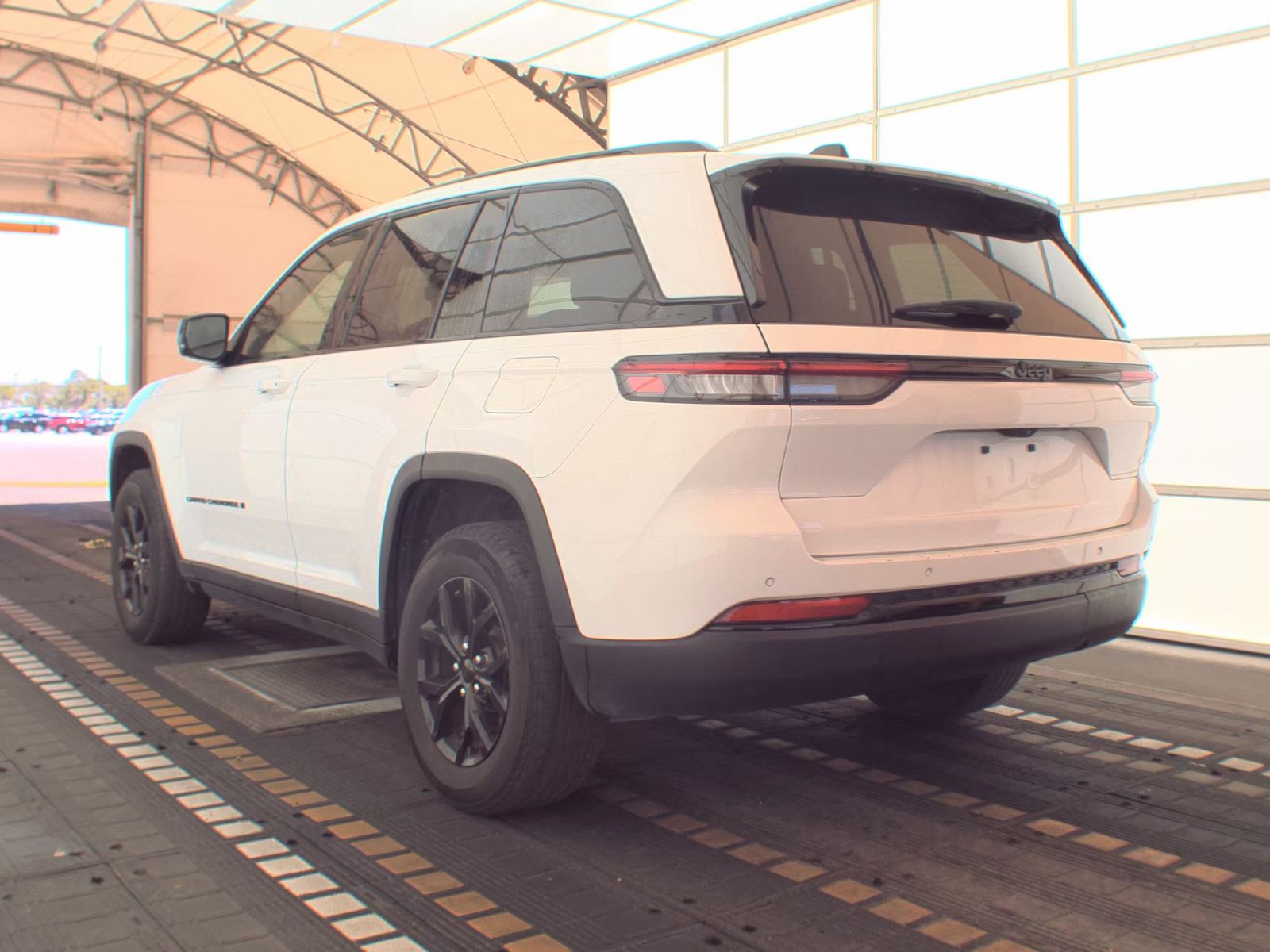 2024 Jeep Grand Cherokee Altitude RWD
