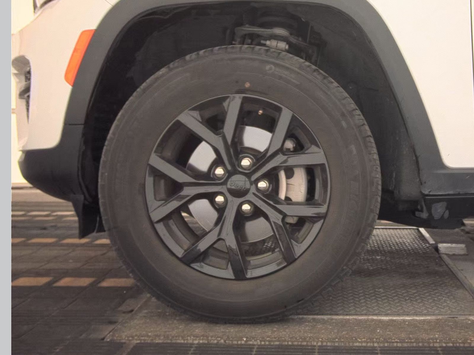 2024 Jeep Grand Cherokee Altitude RWD