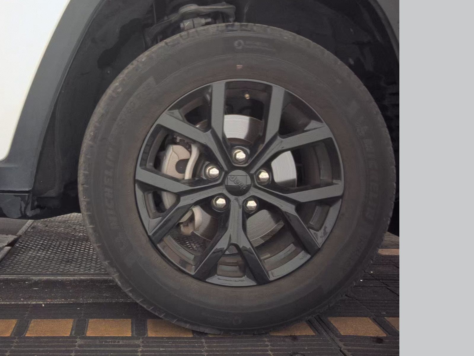 2024 Jeep Grand Cherokee Altitude RWD