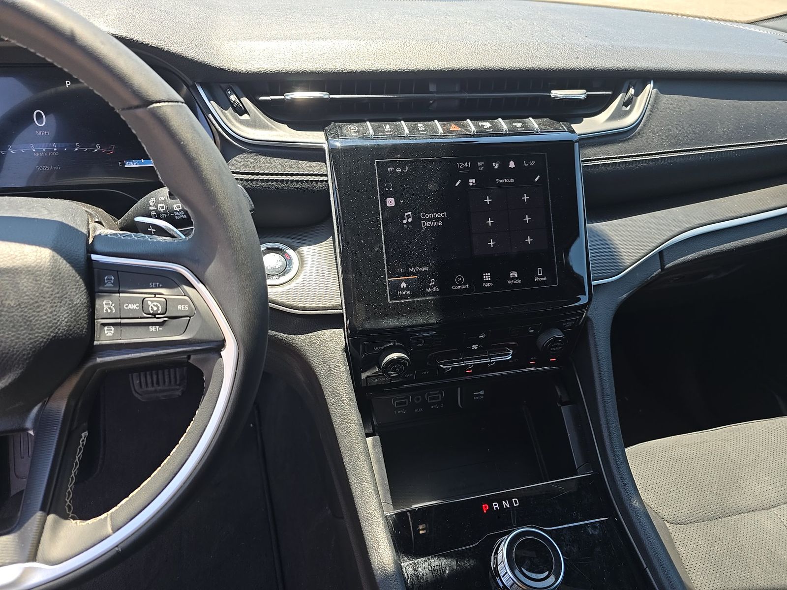 2024 Jeep Grand Cherokee Altitude RWD