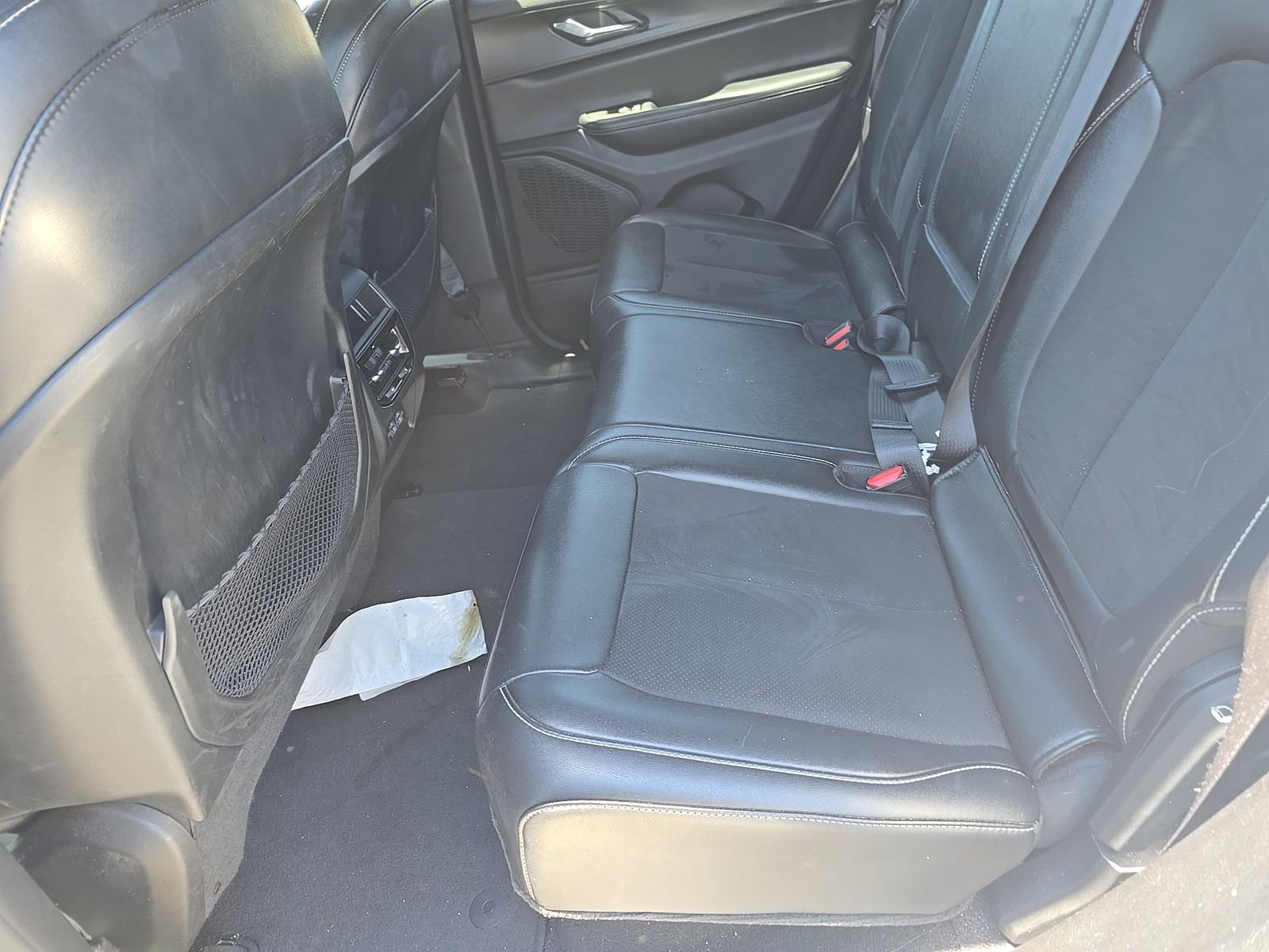 2024 Jeep Grand Cherokee Altitude RWD