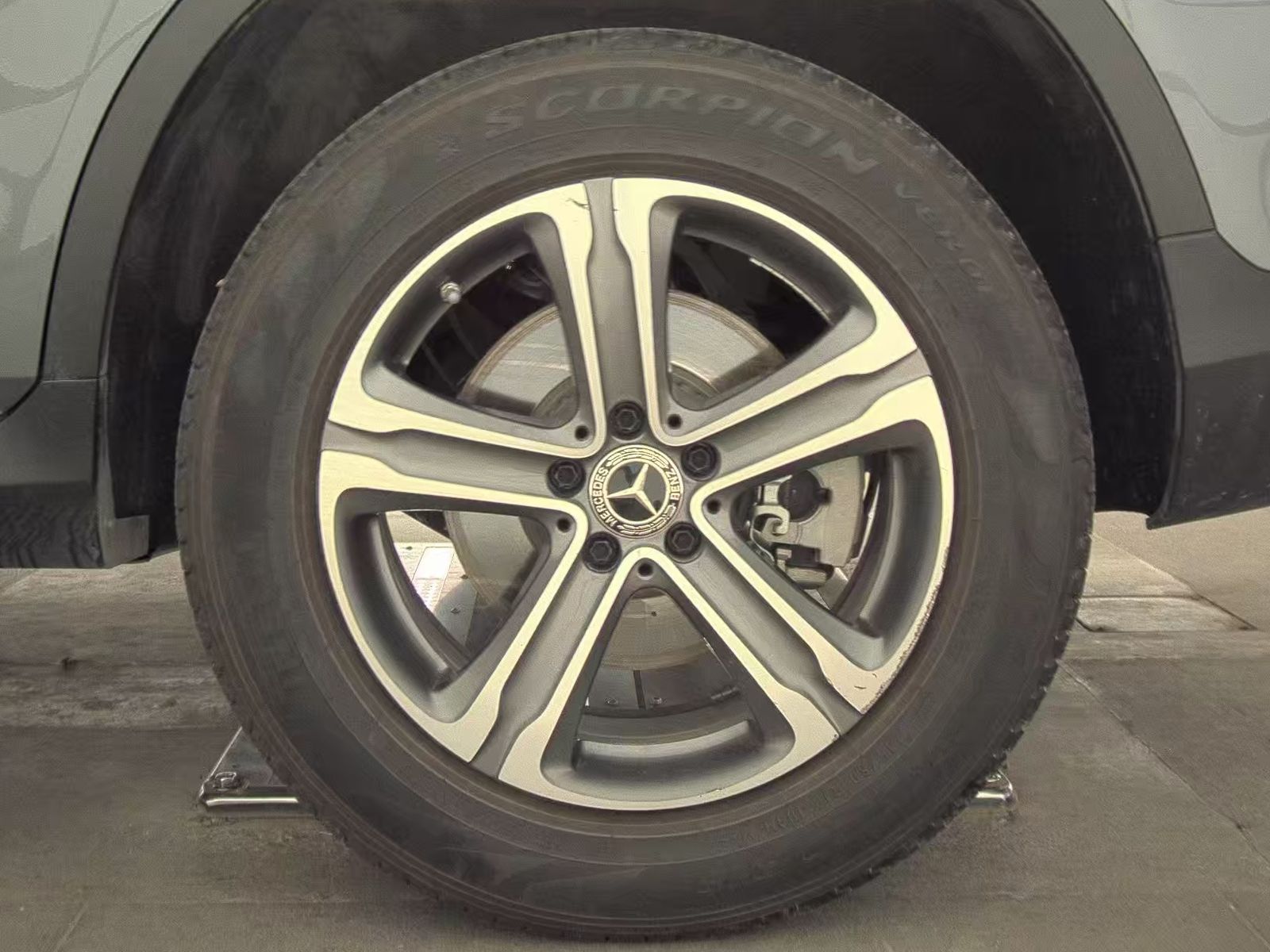 2019 Mercedes-Benz GLC GLC 300 RWD