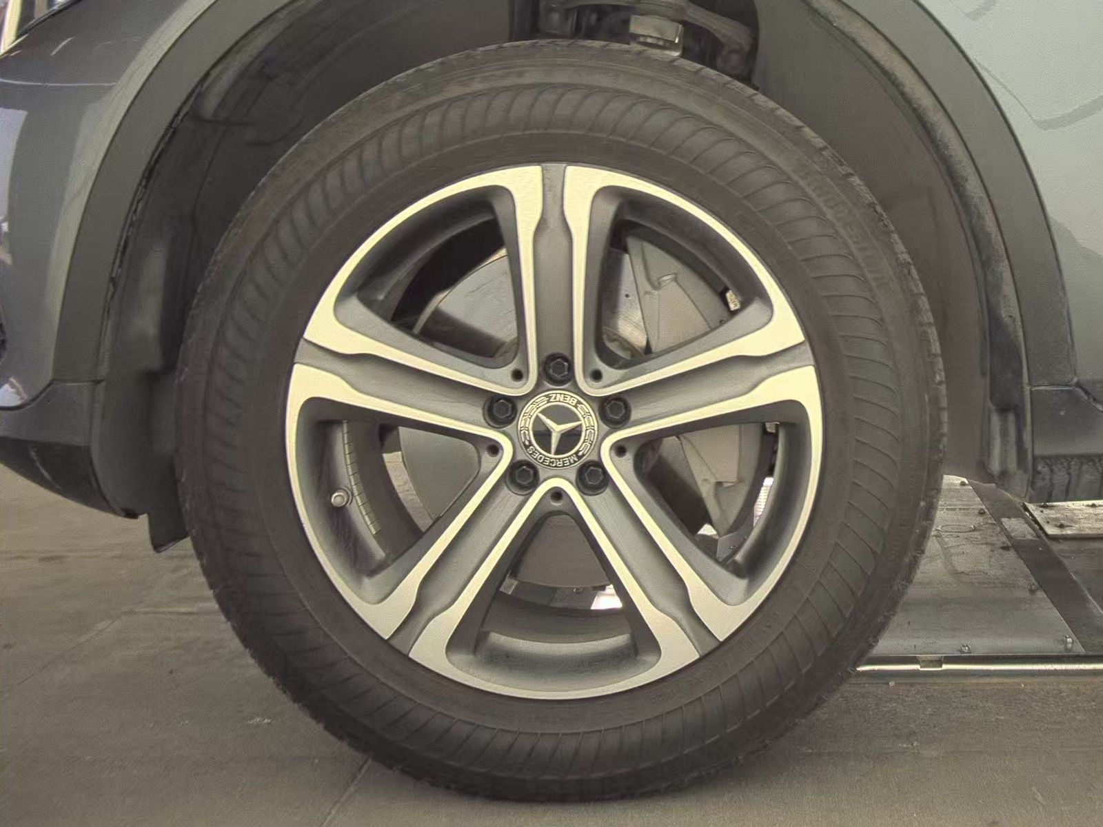 2019 Mercedes-Benz GLC GLC 300 RWD
