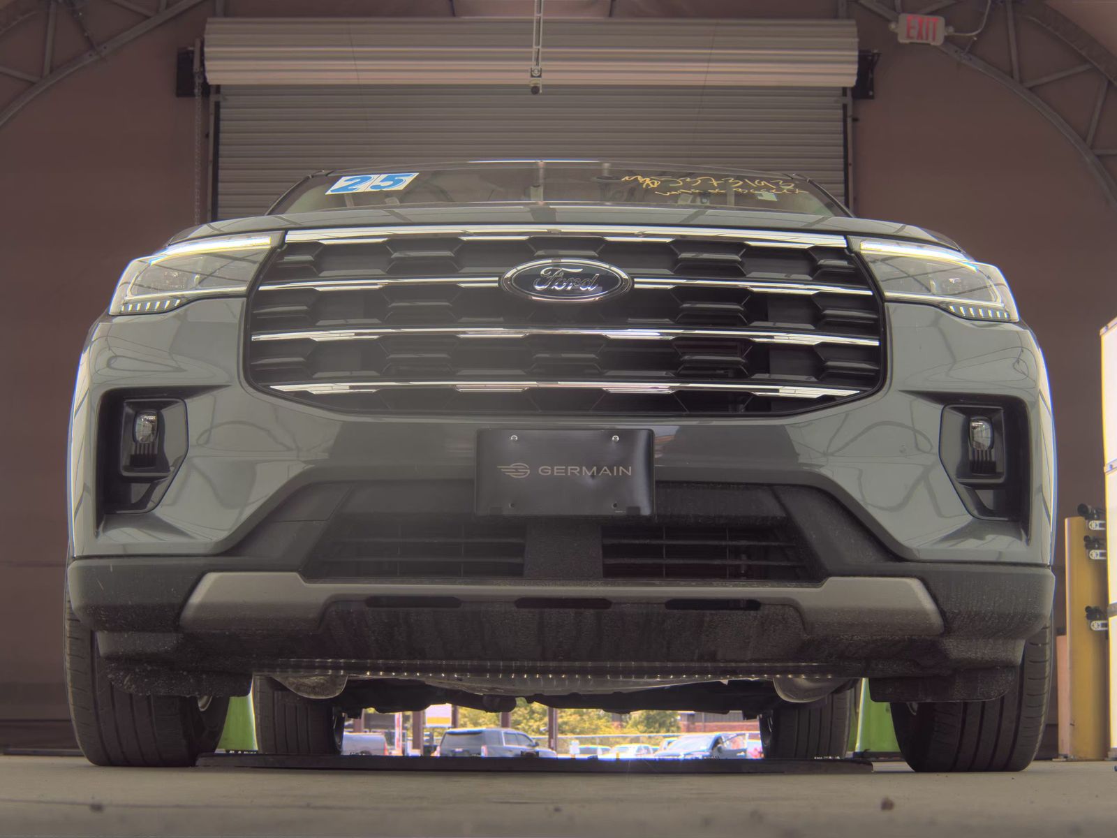 FORD EXPLORER - 4