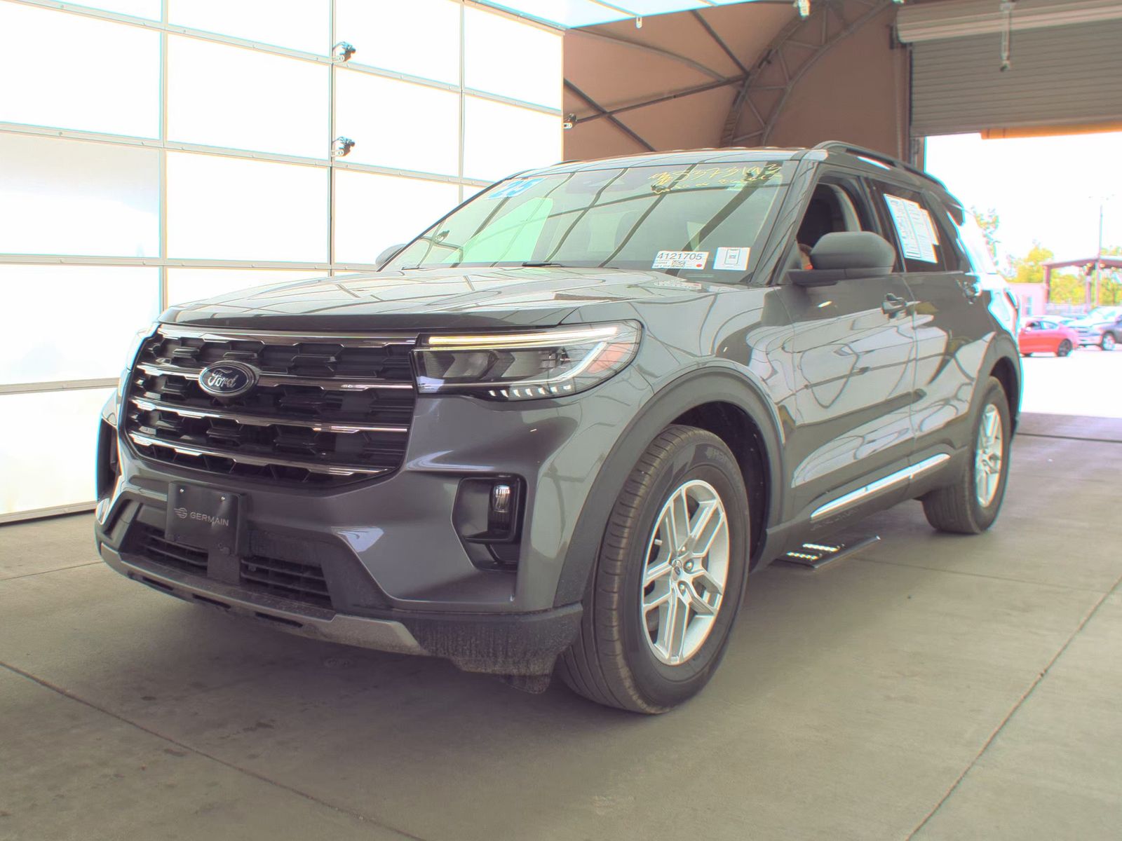 FORD EXPLORER - 1