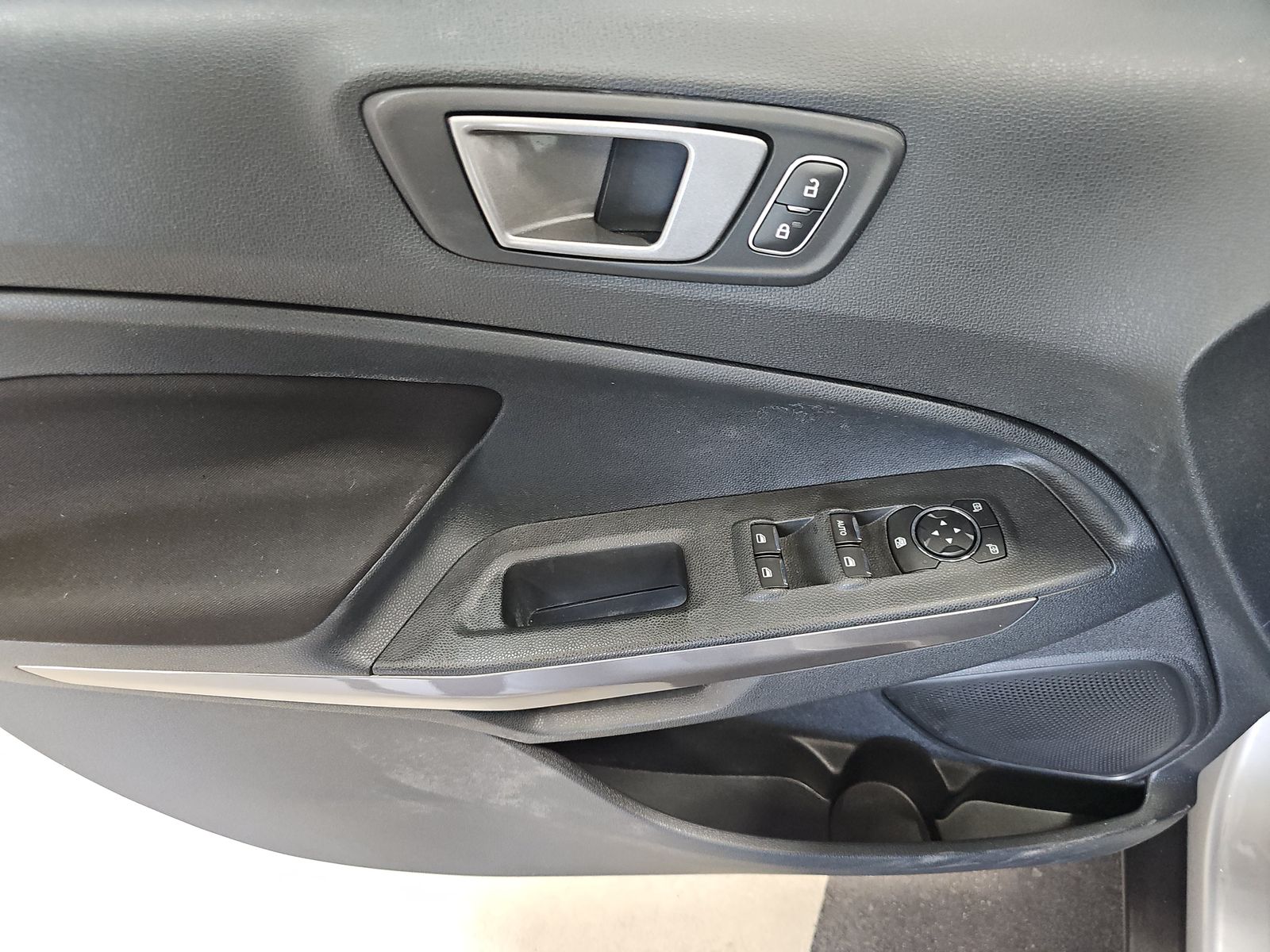 FORD ECOSPORT - 10