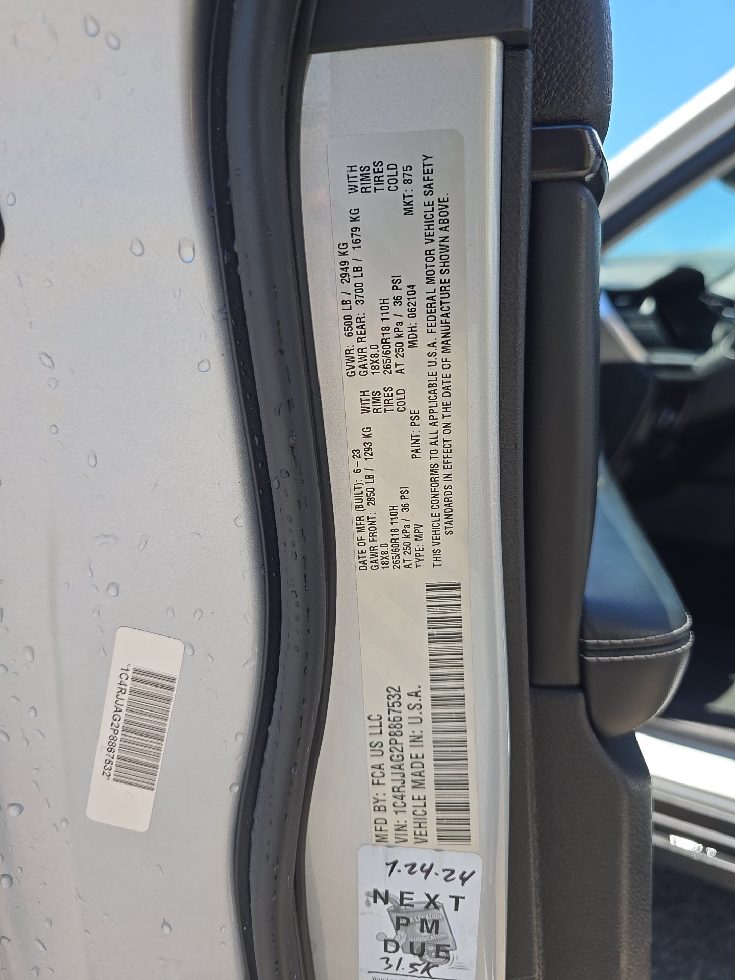 2023 Jeep Grand Cherokee L Laredo RWD