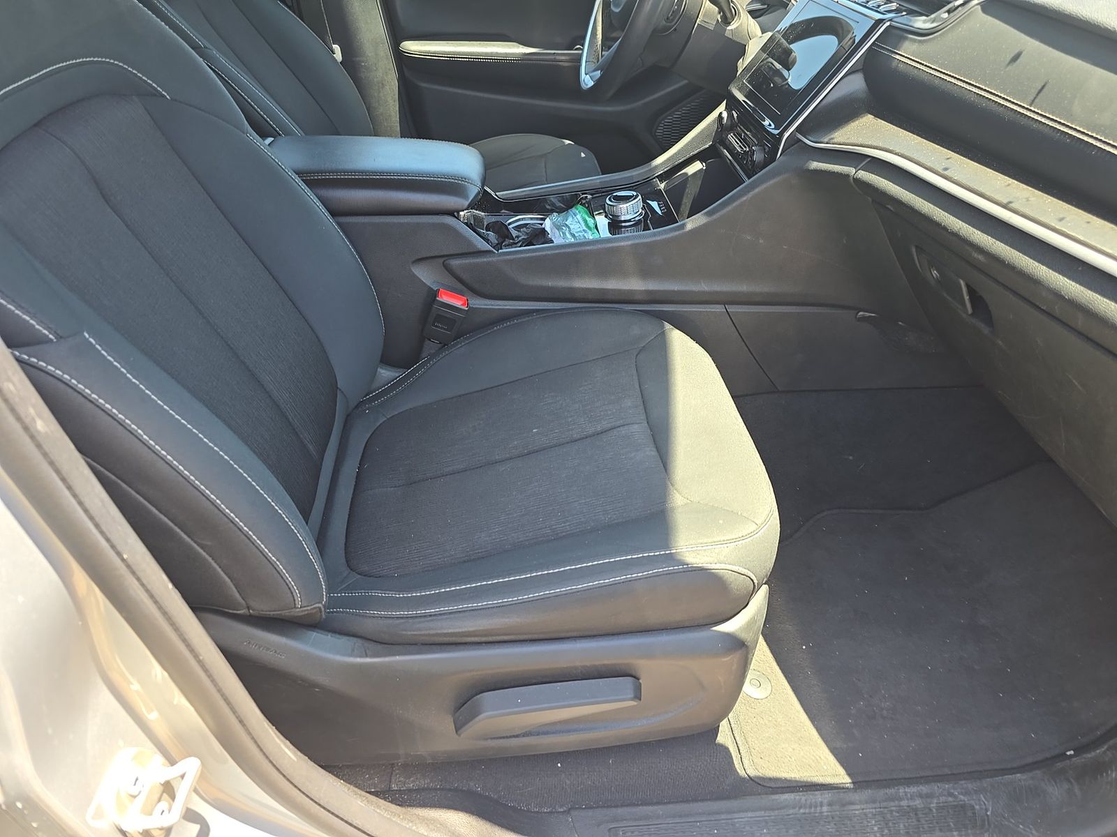 2023 Jeep Grand Cherokee L Laredo RWD