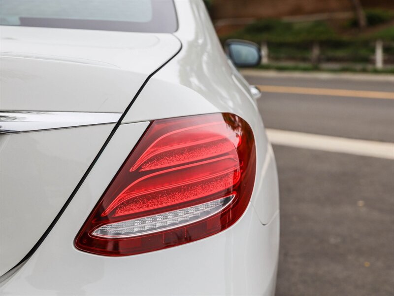 2019 Mercedes-Benz E-Class E 300 RWD
