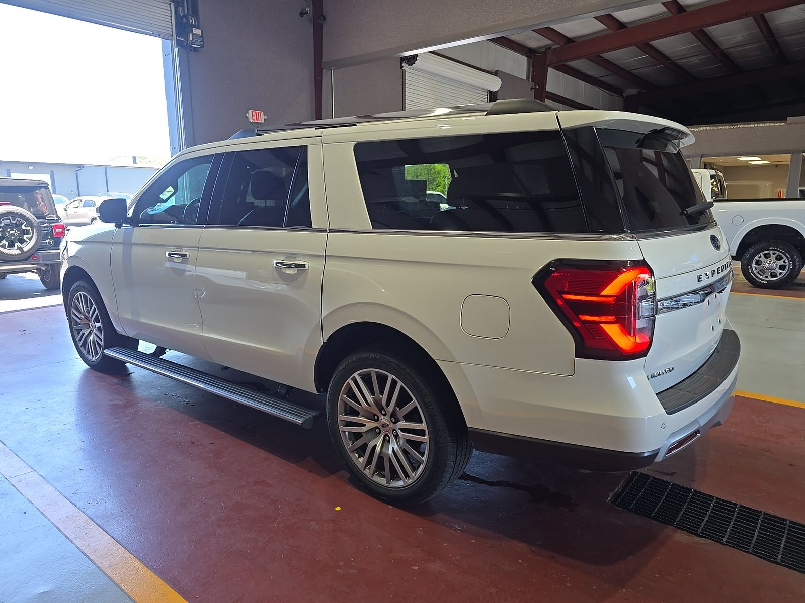 FORD EXPEDITION MAX - 7