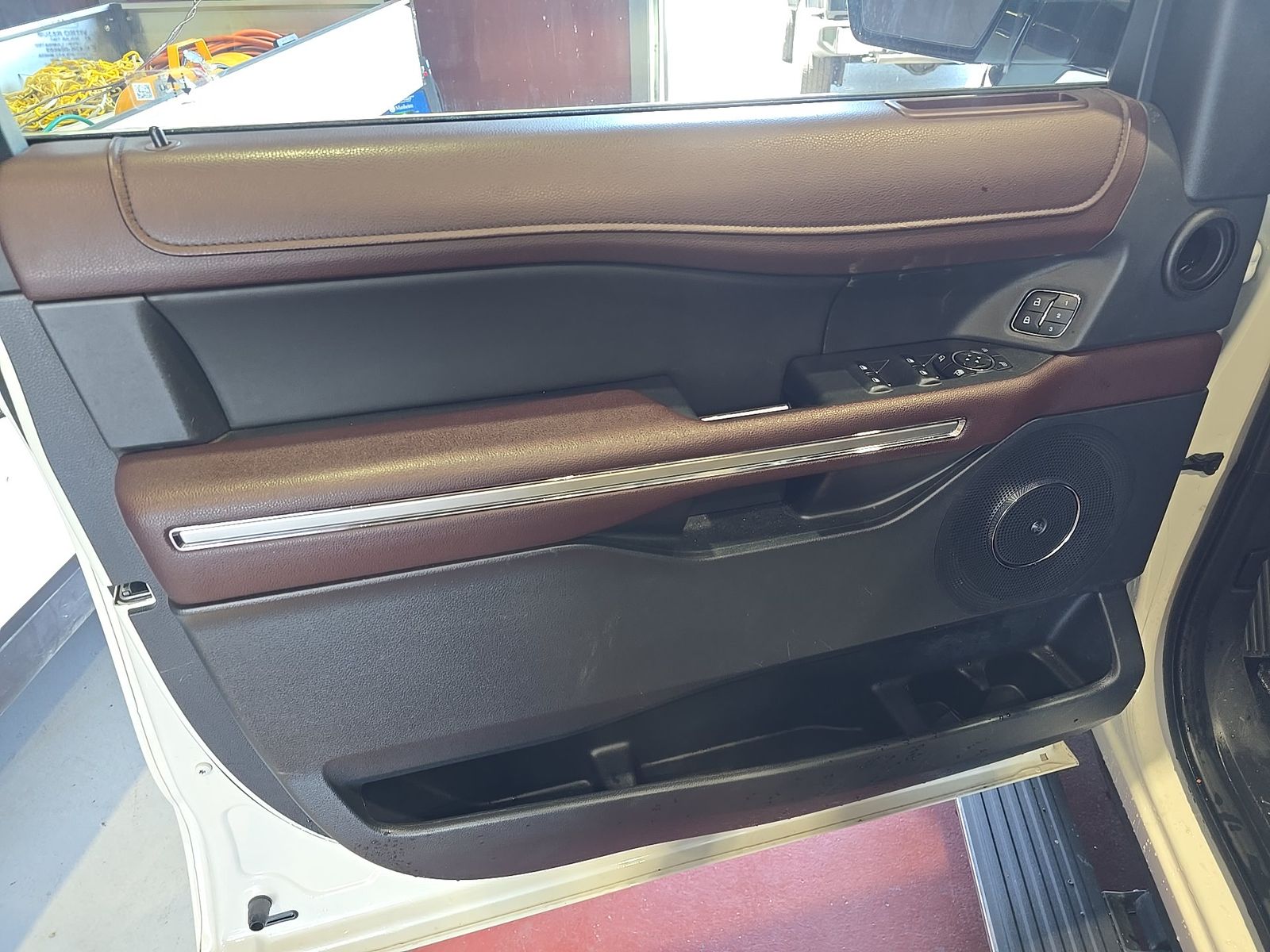 FORD EXPEDITION MAX - 10