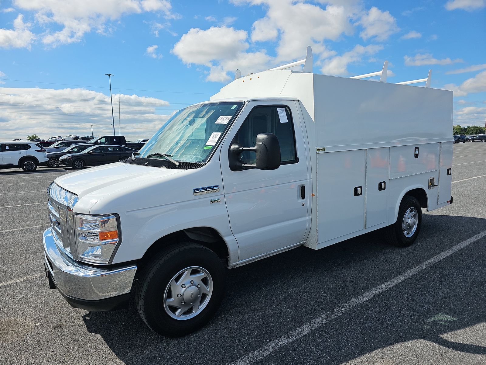 FORD E-350 - 1