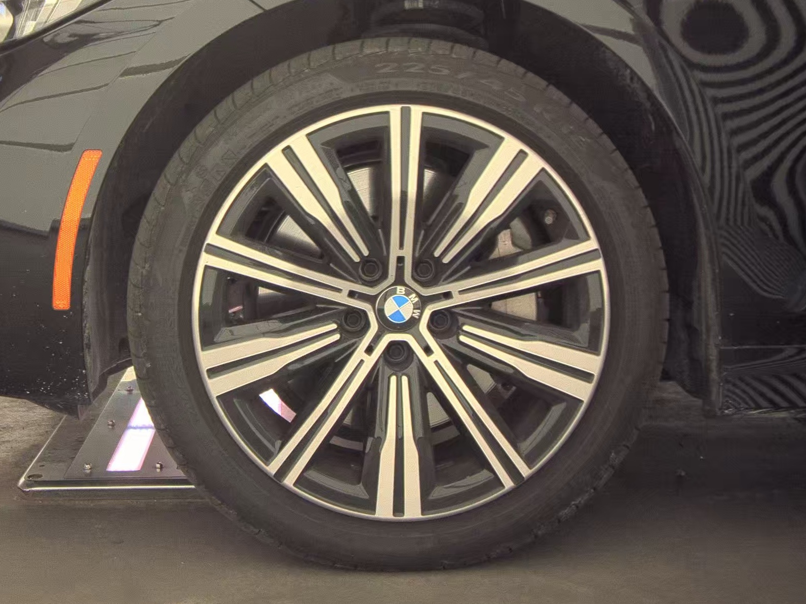 2025 BMW 3 Series 330i xDrive AWD