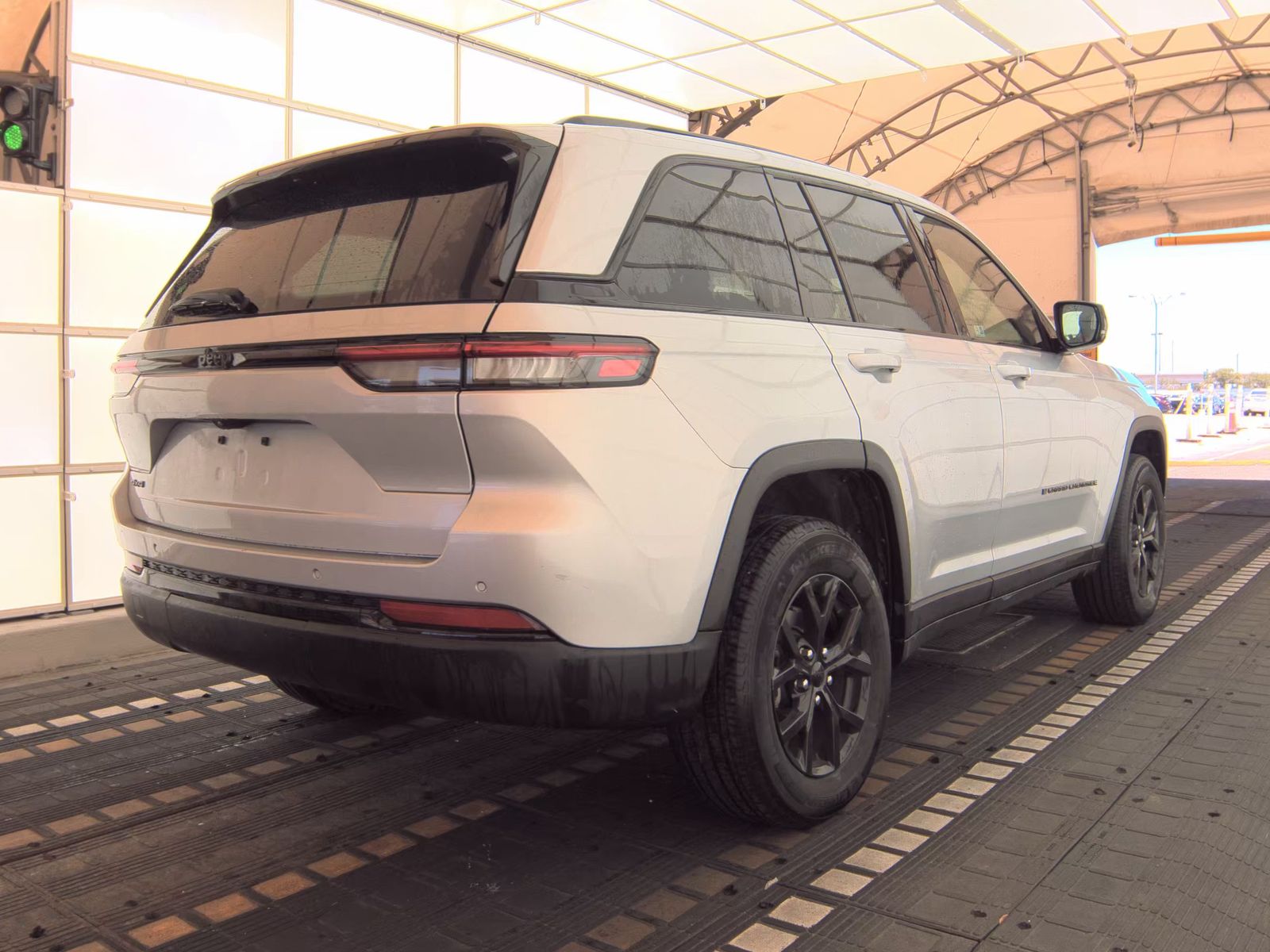 2024 Jeep Grand Cherokee Altitude AWD