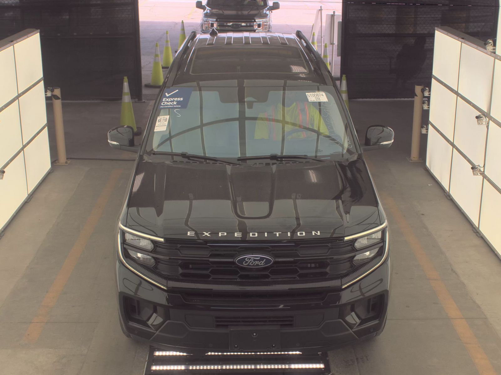 FORD EXPEDITION MAX - 3