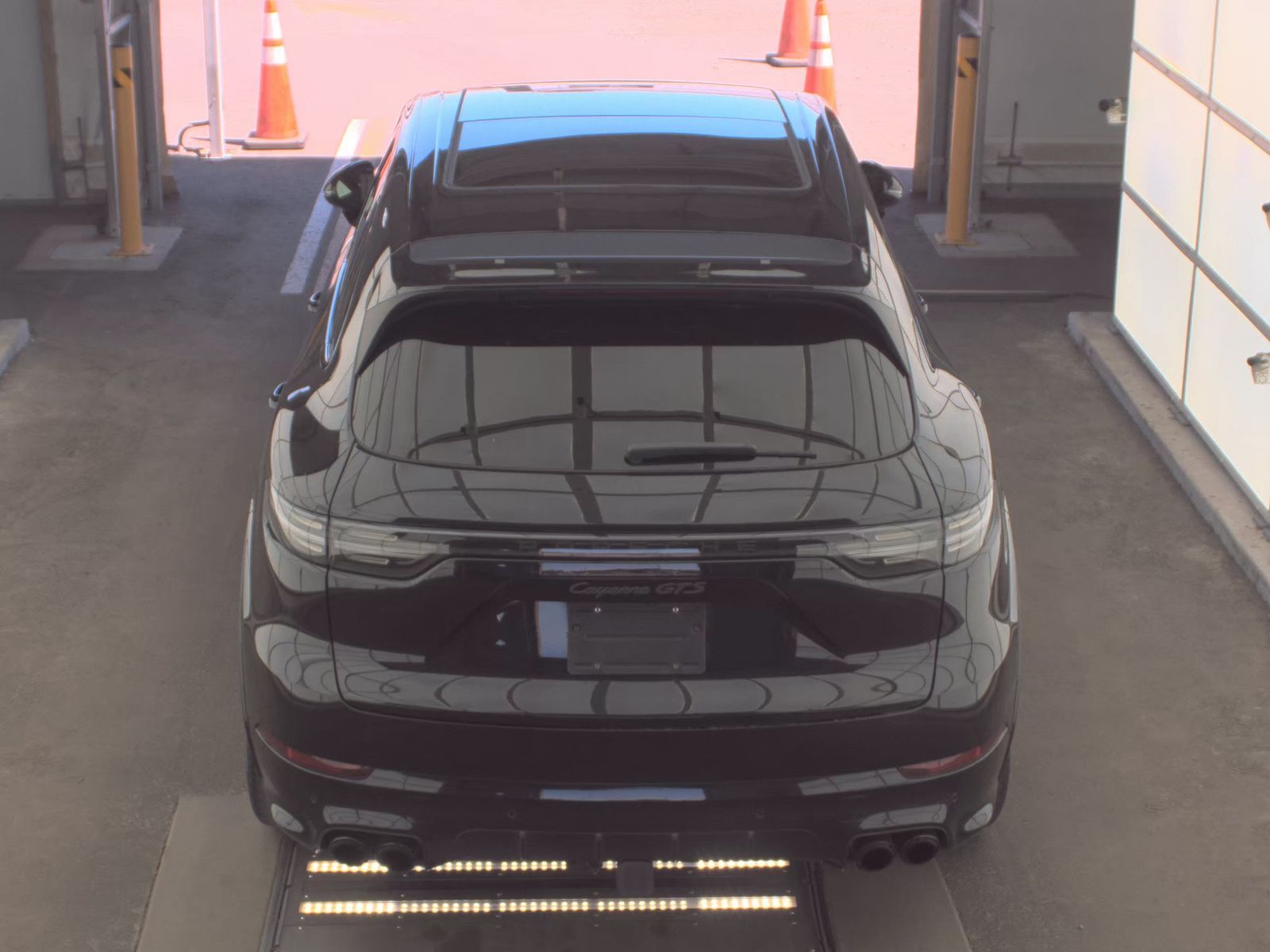 PORSCHE CAYENNE - 7
