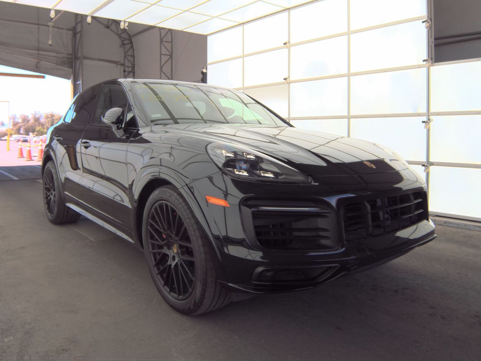 PORSCHE CAYENNE - 5