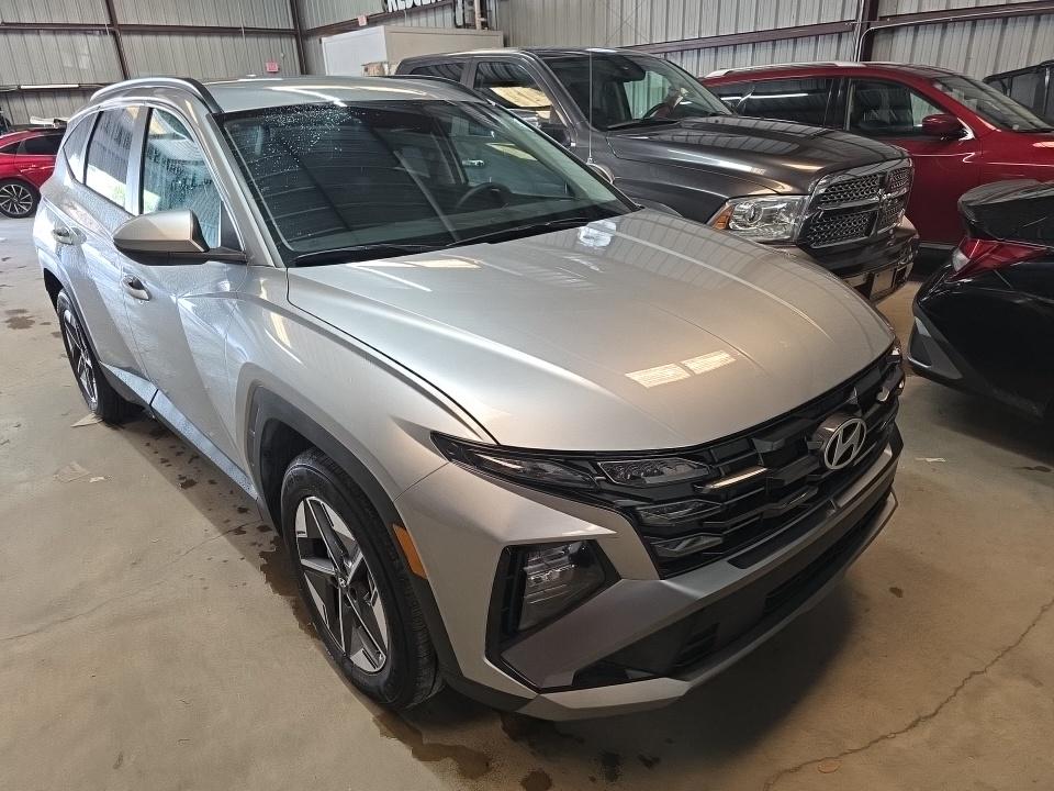HYUNDAI TUCSON - 4