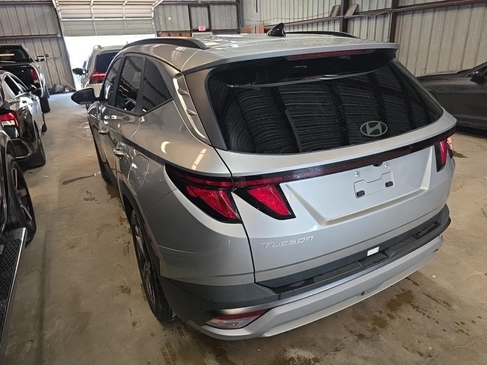 HYUNDAI TUCSON - 7