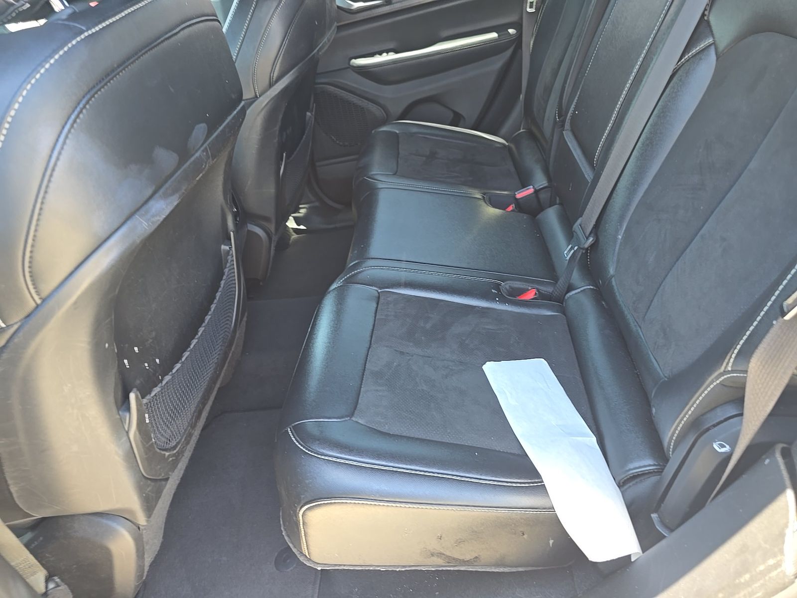 2024 Jeep Grand Cherokee Altitude AWD