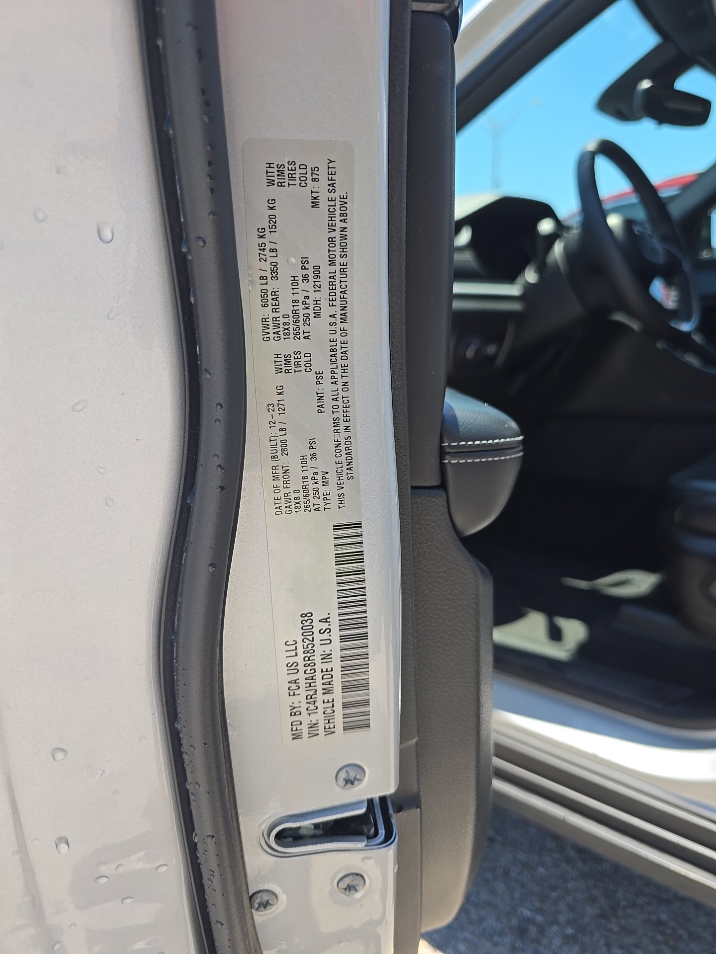 2024 Jeep Grand Cherokee Altitude AWD