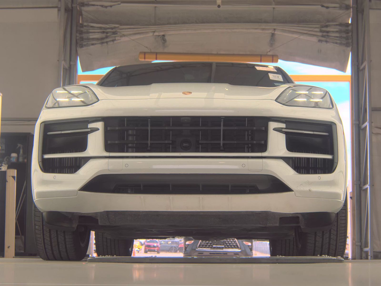 PORSCHE CAYENNE - 4