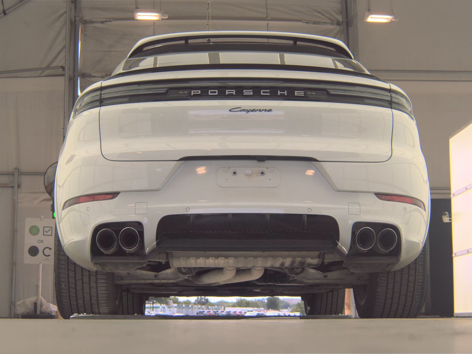 PORSCHE CAYENNE - 8