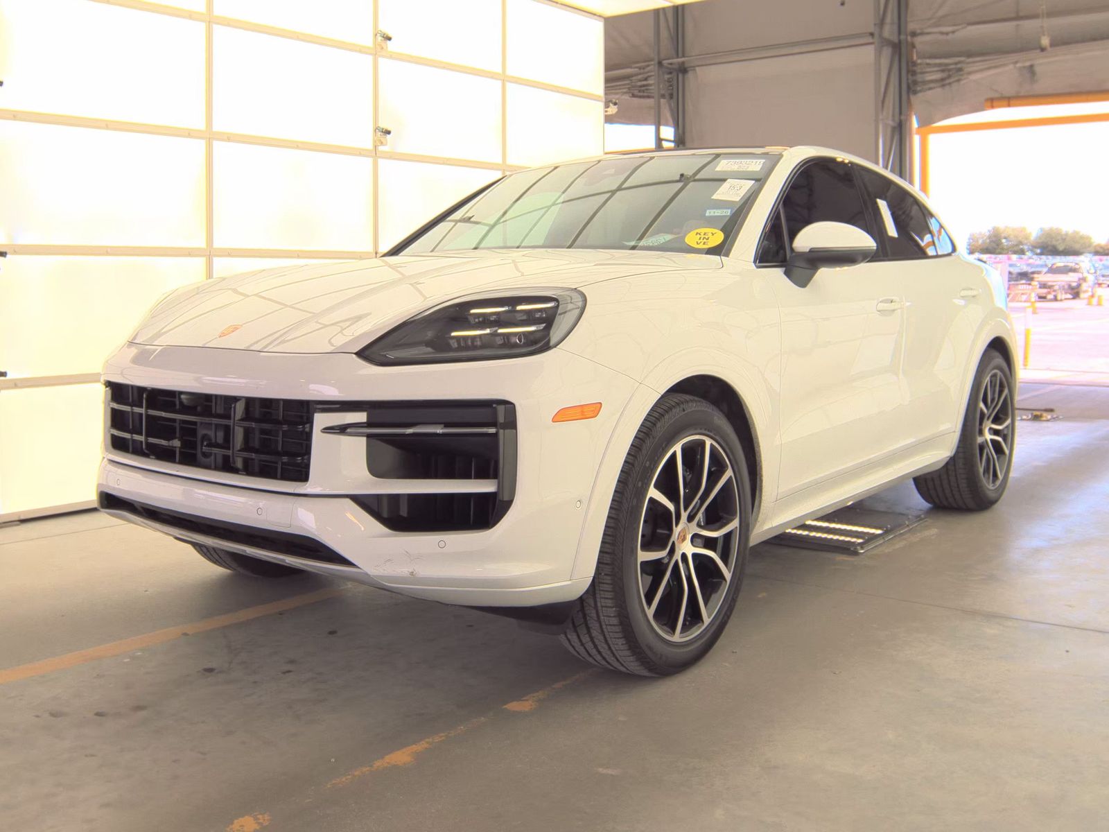 PORSCHE CAYENNE - 1
