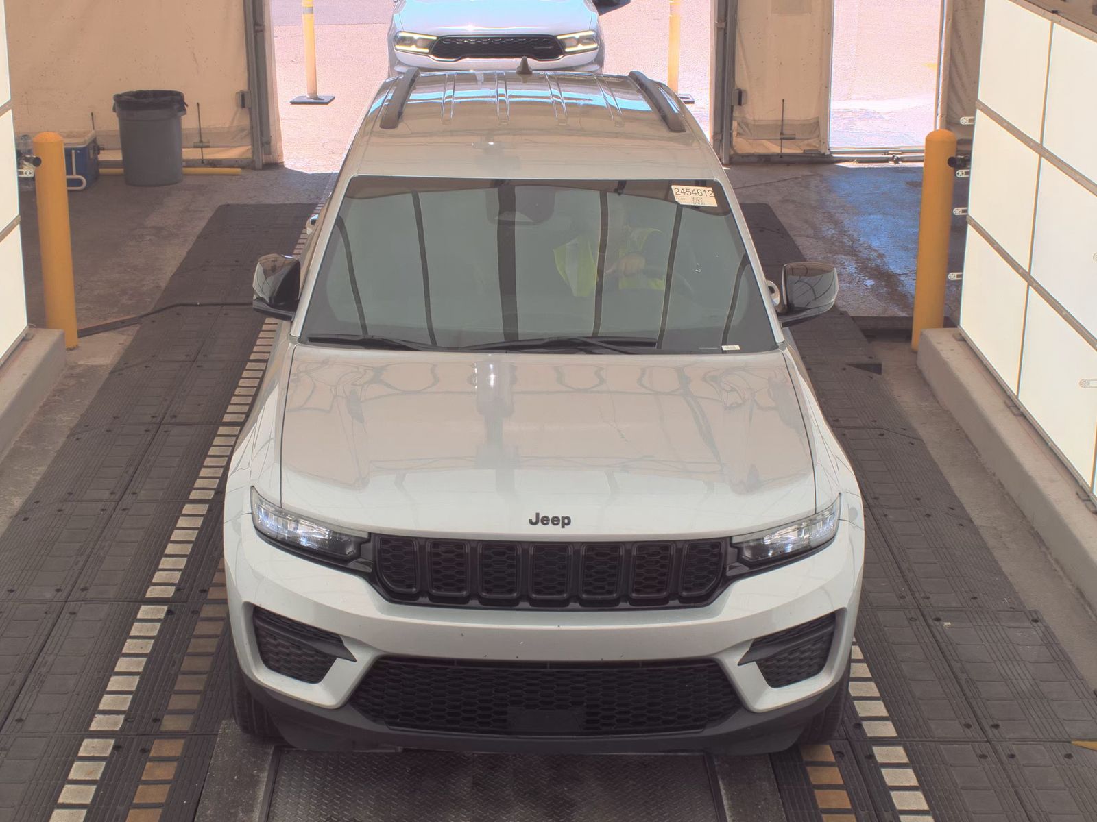 2024 Jeep Grand Cherokee Altitude AWD