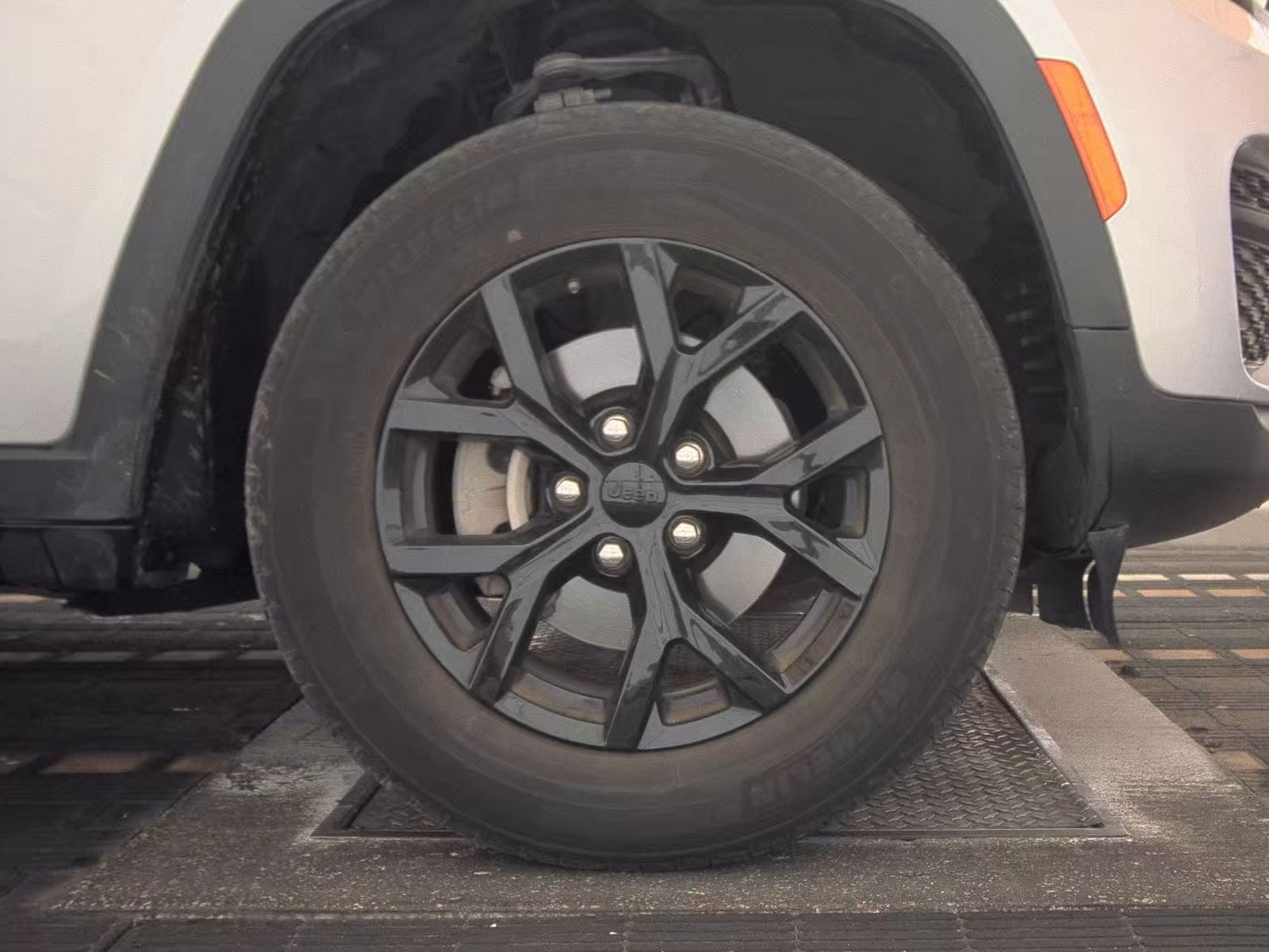 2024 Jeep Grand Cherokee Altitude AWD