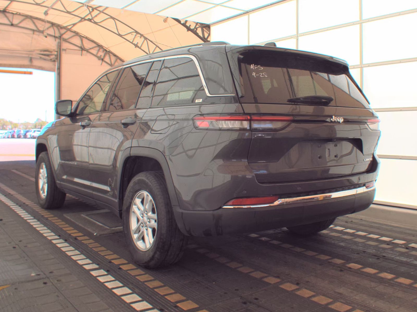 2024 Jeep Grand Cherokee Laredo RWD